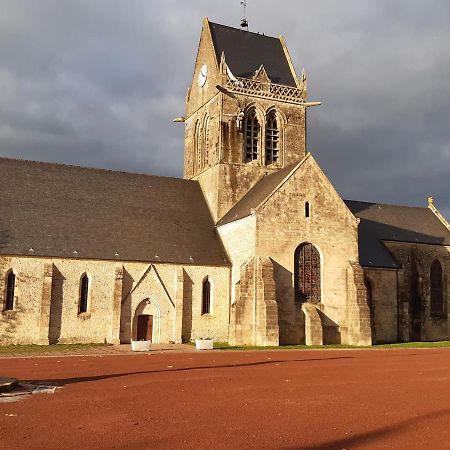 Maison de charme à 5 min de Sainte-Mère-Eglise Villa Chef-du-Pont Esterno foto
