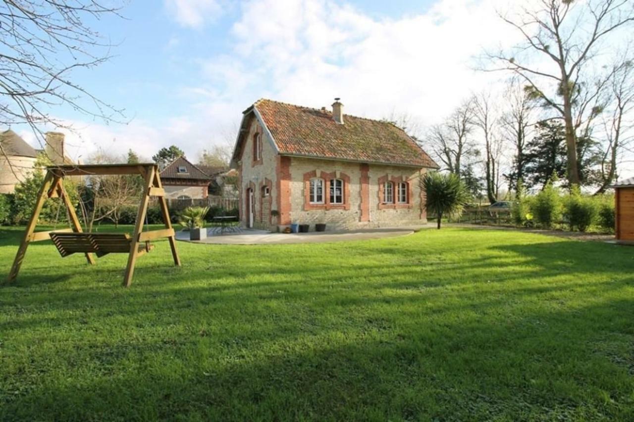 Maison de charme à 5 min de Sainte-Mère-Eglise Villa Chef-du-Pont Esterno foto